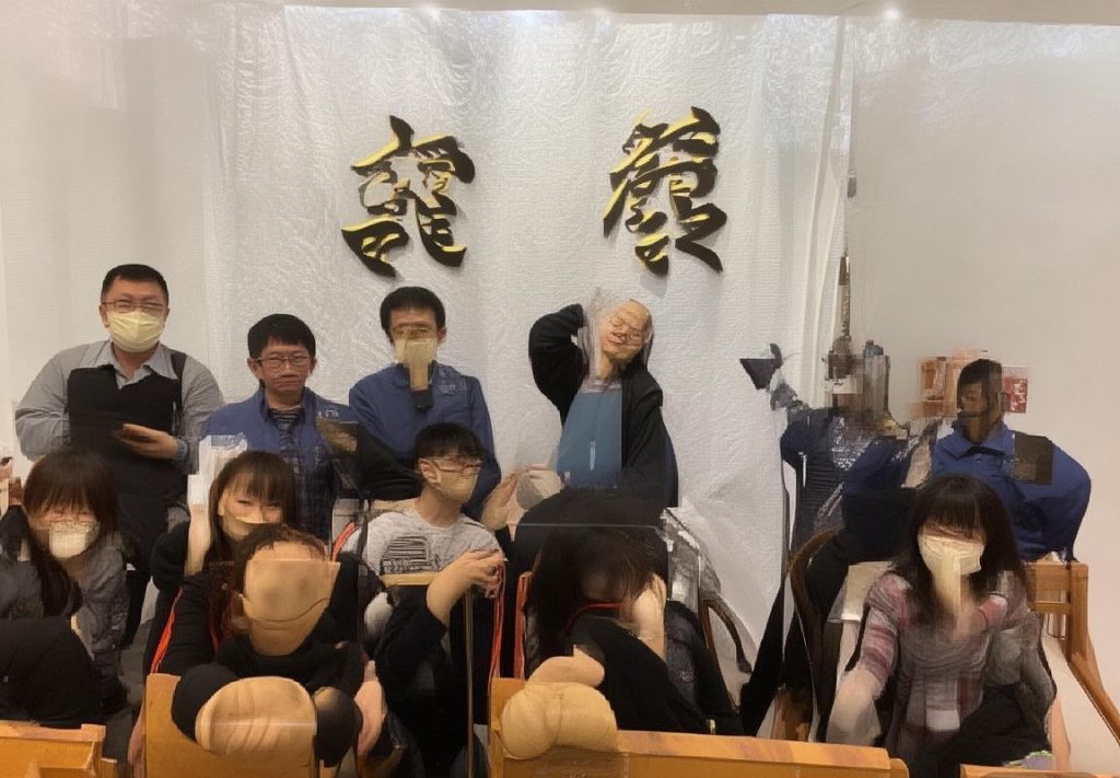 易翻译学习外语助手评测：一款覆盖划词翻译、多语言翻译的全能翻译软件，让翻译工具真正省心好用